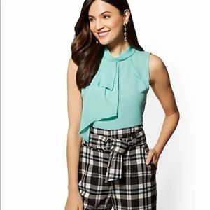 New York & Co. BOW-ACCENT DRAPED SHELL